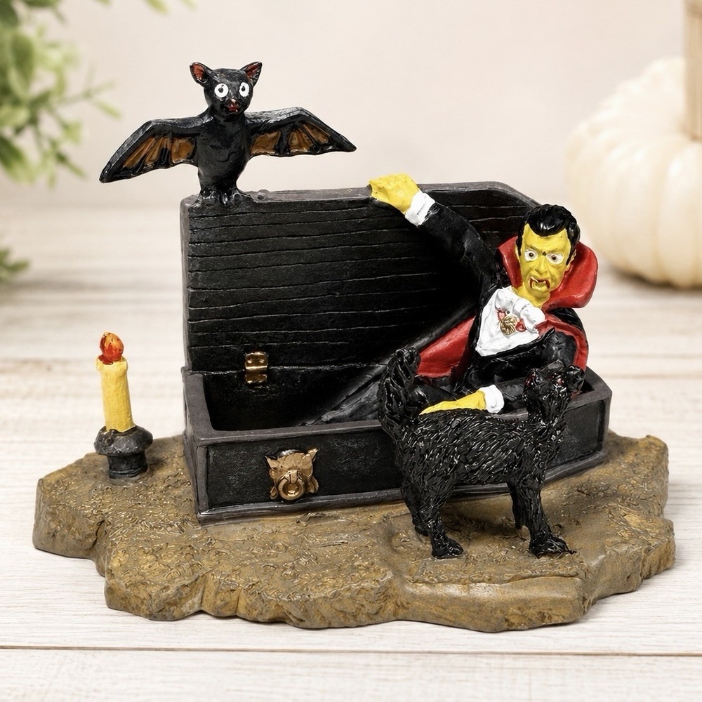 2002 Lemax Spooky Town Vampire In Casket Halloween Figurine Retired 22600A